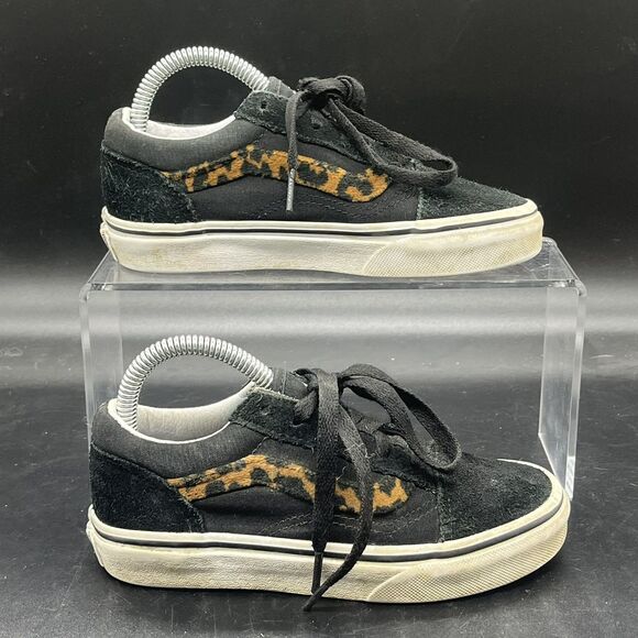 Off The Wall Other - Vans off the wall classic shoe cheetah print kids 13 casual black school 500714